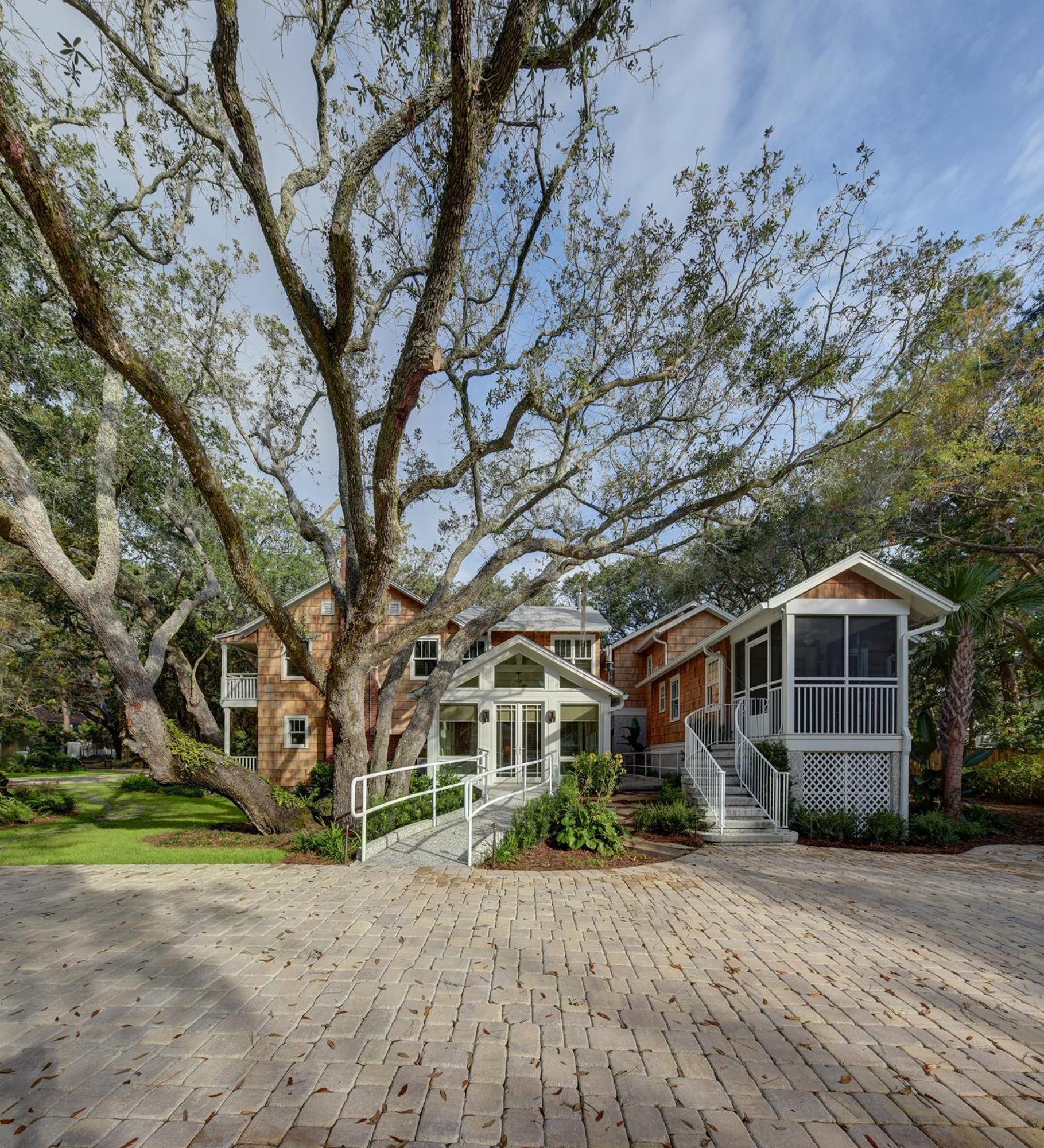 The Grey Owl Inn St. Simons Island 외부 사진