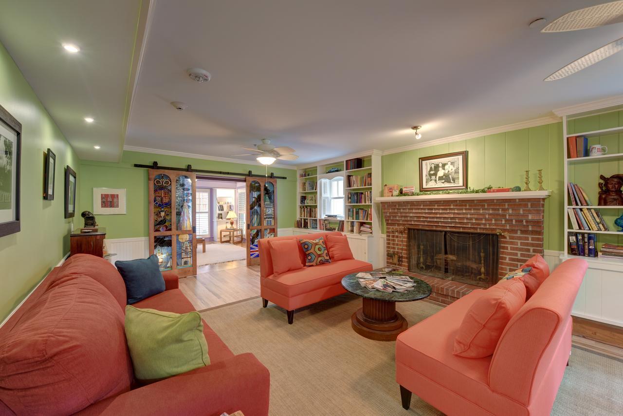 The Grey Owl Inn St. Simons Island 외부 사진