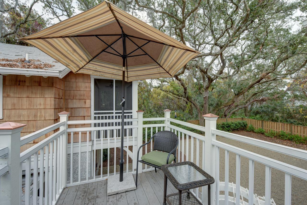 The Grey Owl Inn St. Simons Island 외부 사진